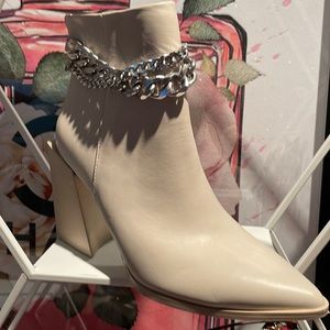 Steve Madden womens tryout chain ankle bootie
